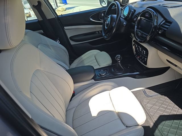 Used 2018 MINI Cooper Clubman S w/ Cold Weather Package FWD image 5