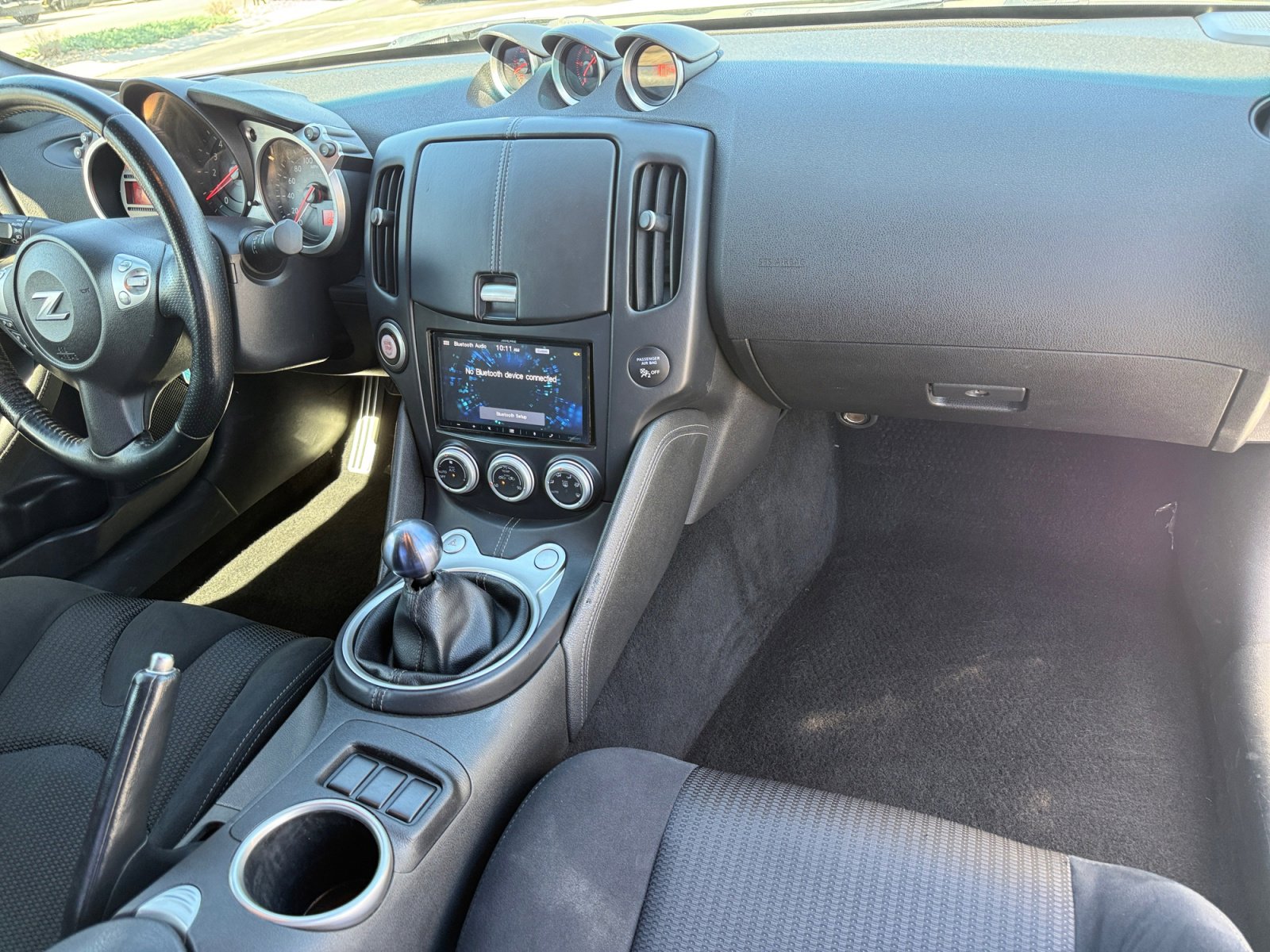 Used 2017 Nissan 370Z Coupe RWD image 21