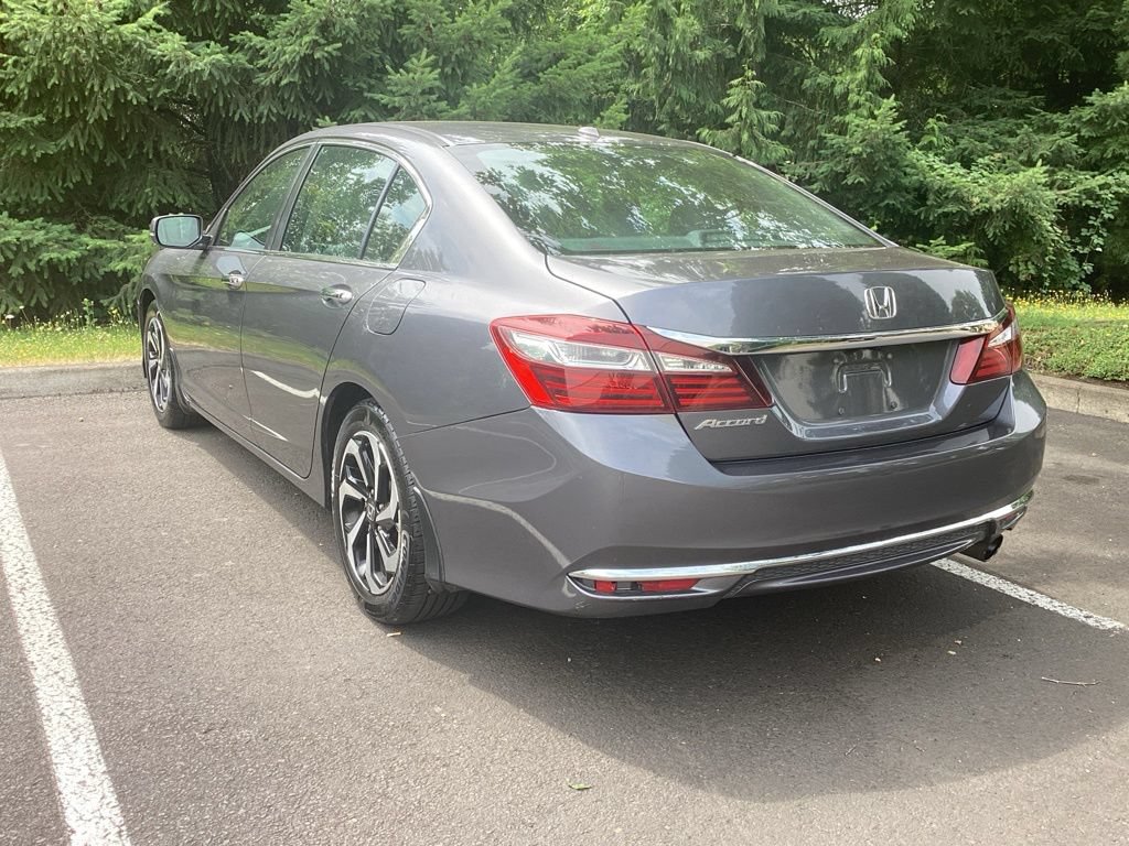 Used 2016 Honda Accord EX-L image 11