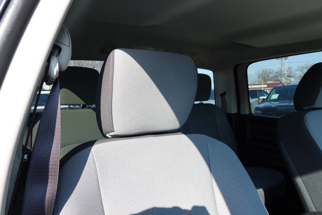 Used 2023 RAM 1500 Express w/ Wheel & Sound Group image 26