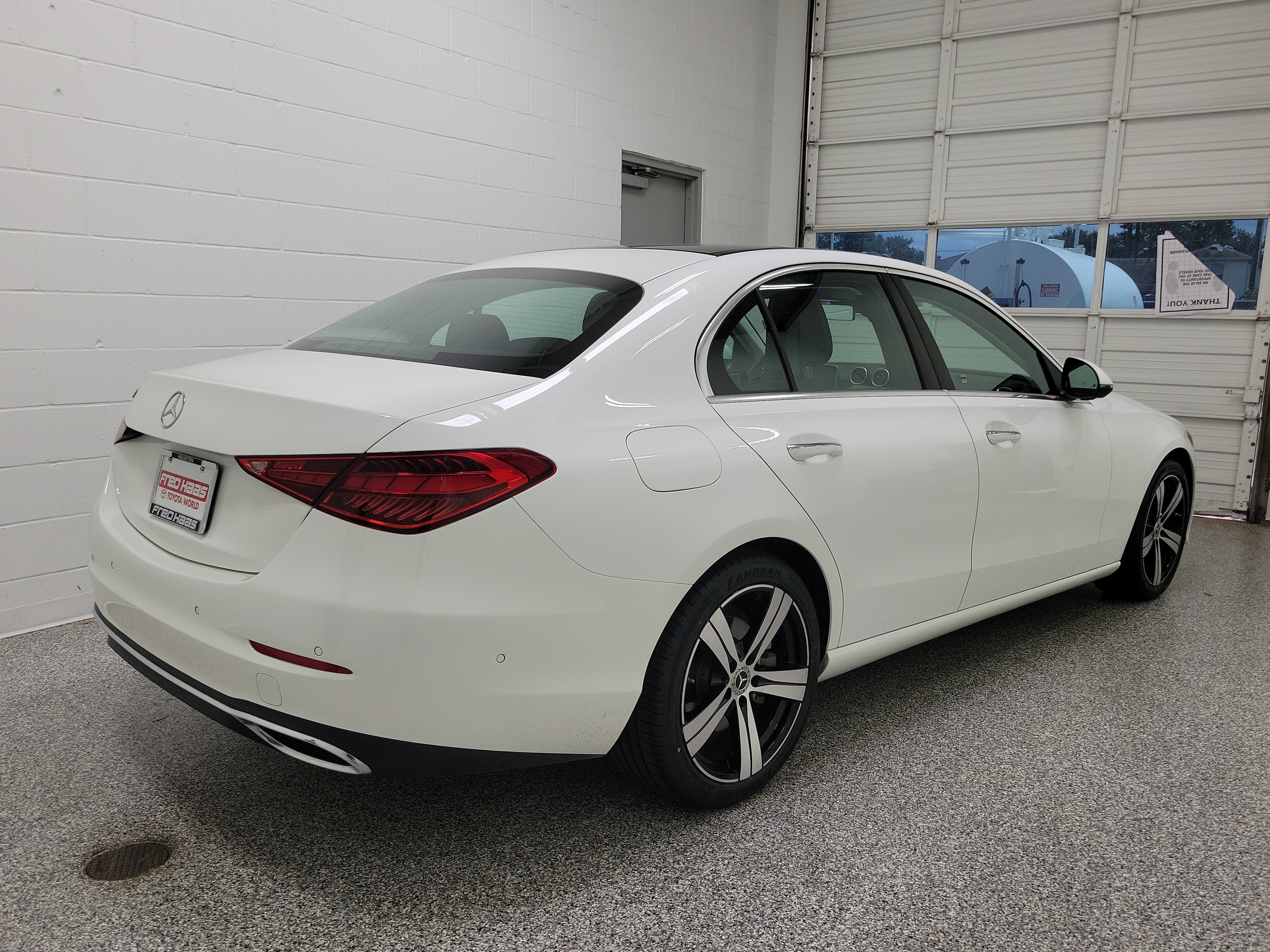 Used 2025 Mercedes-Benz C 300 Sedan image 3