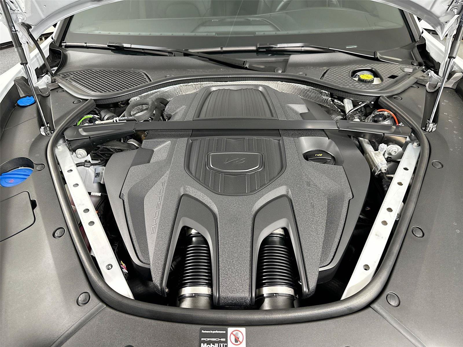 Certified 2026 Porsche Panamera 4 AWD/4WD image 36