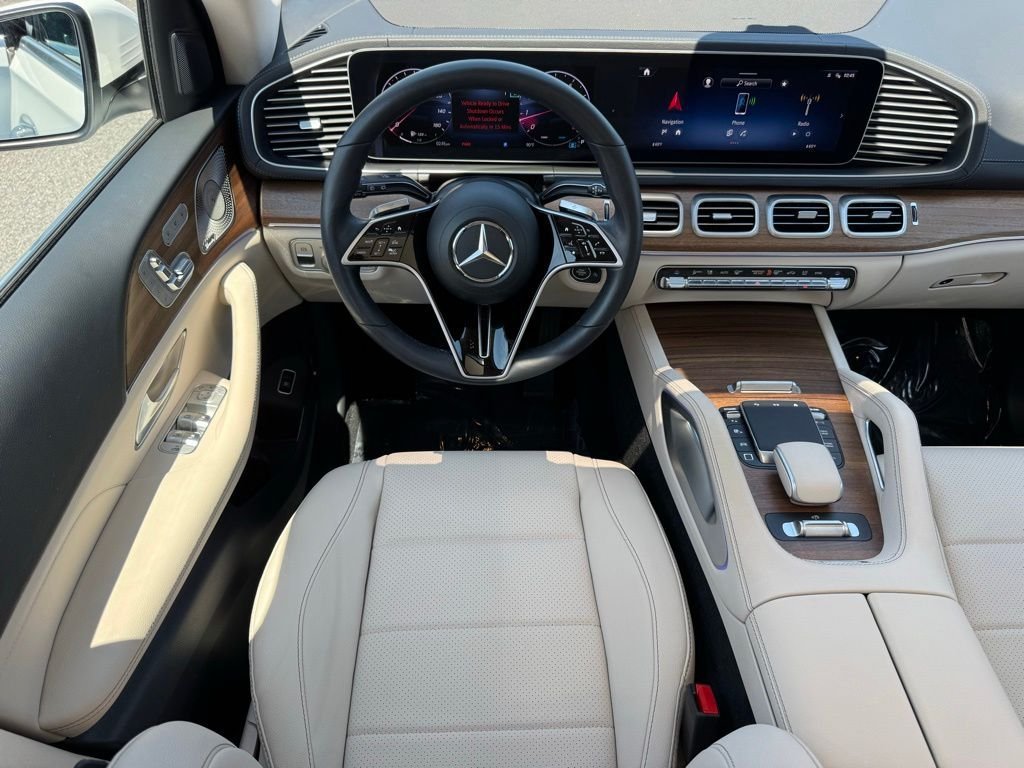 Used 2026 Mercedes-Benz GLS 450 4MATIC image 18