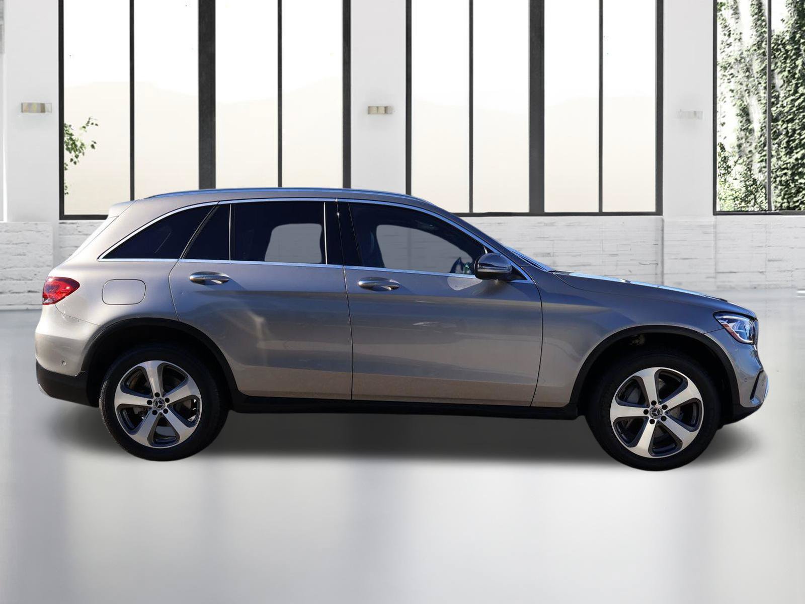 Used 2020 Mercedes-Benz GLC 300 image 6
