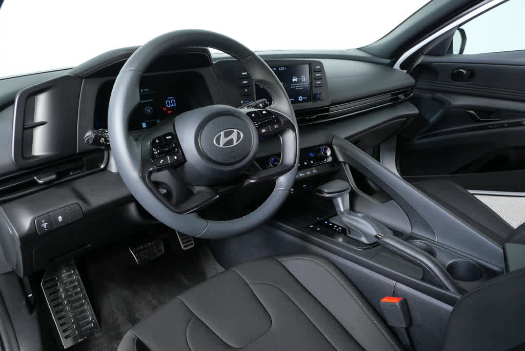 New 2026 Hyundai Elantra Sport image 4