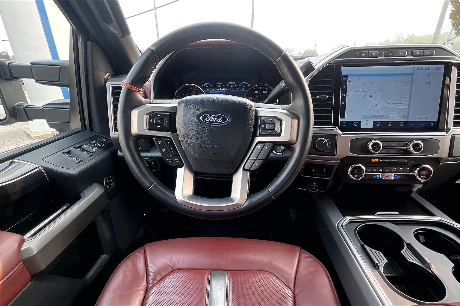Used 2022 Ford F450 Platinum w/ FX4 Off-Road Package AWD/4WD image 5