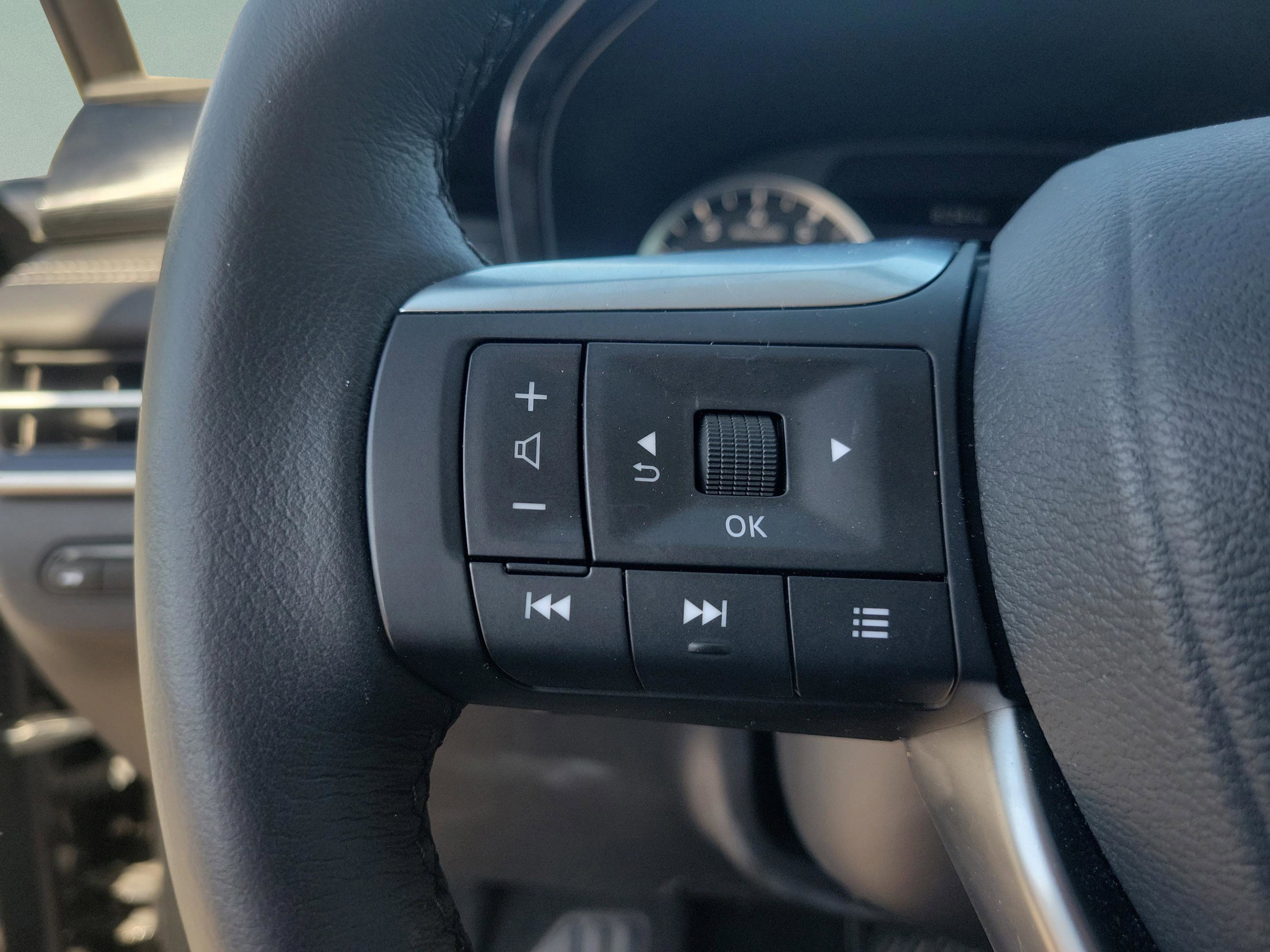 Certified 2025 INFINITI QX60 Pure image 15