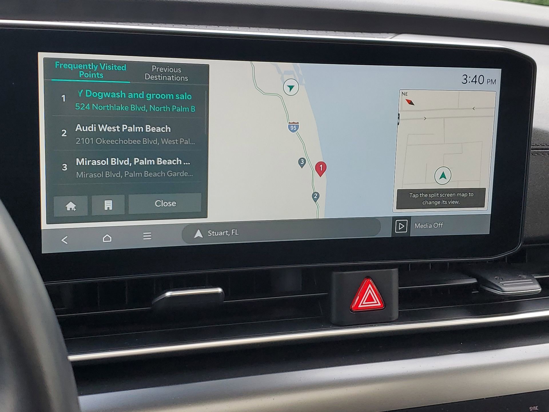 Used 2025 Kia Carnival SX w/ SX Dark Edition Package image 28