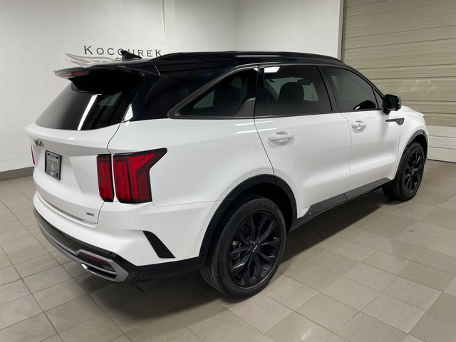 Used 2023 Kia Sorento SX AWD/4WD image 6