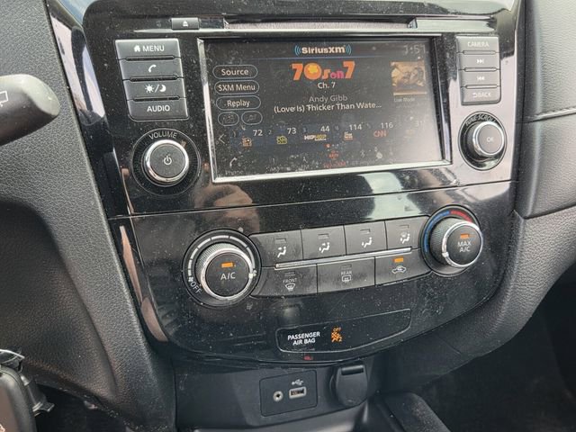 Used 2018 Nissan Rogue S image 17