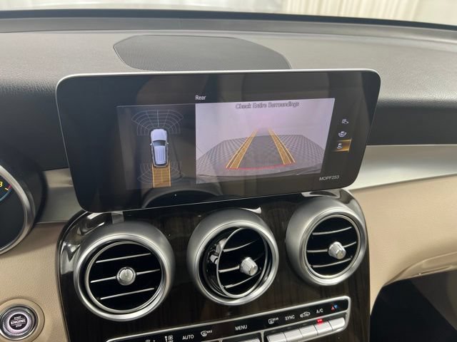 Used 2021 Mercedes-Benz GLC 300 4MATIC image 19