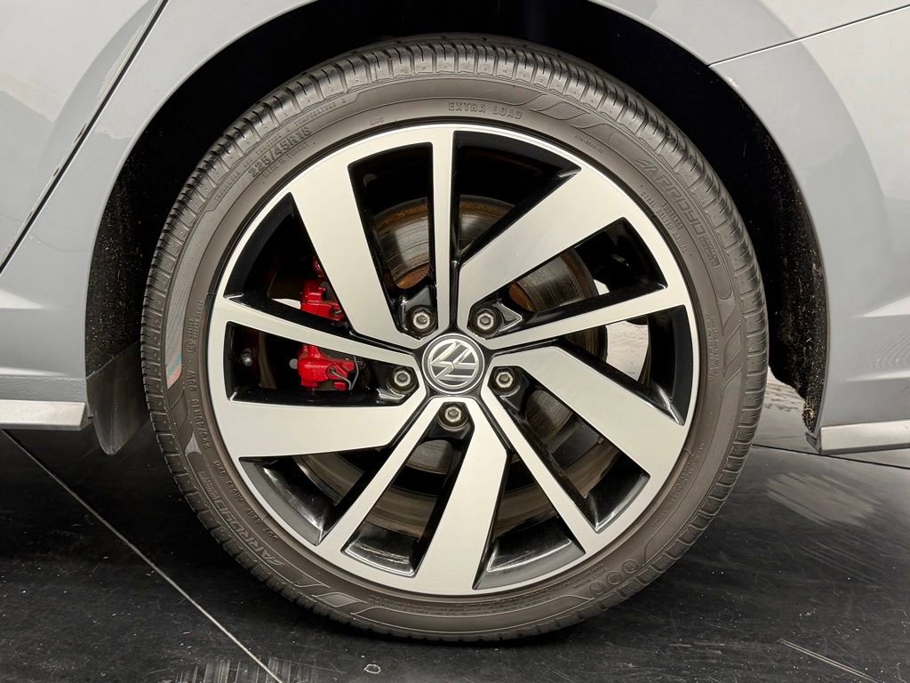 Used 2019 Volkswagen Jetta GLI FWD image 16