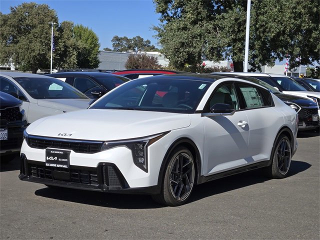 New 2025 Kia K4 GT-Line image 9