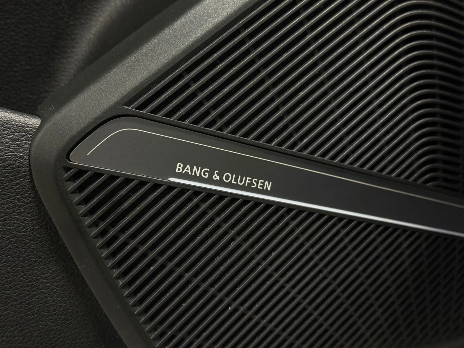 Used 2022 Audi Q5 2.0T Prestige w/ Prestige Package image 13