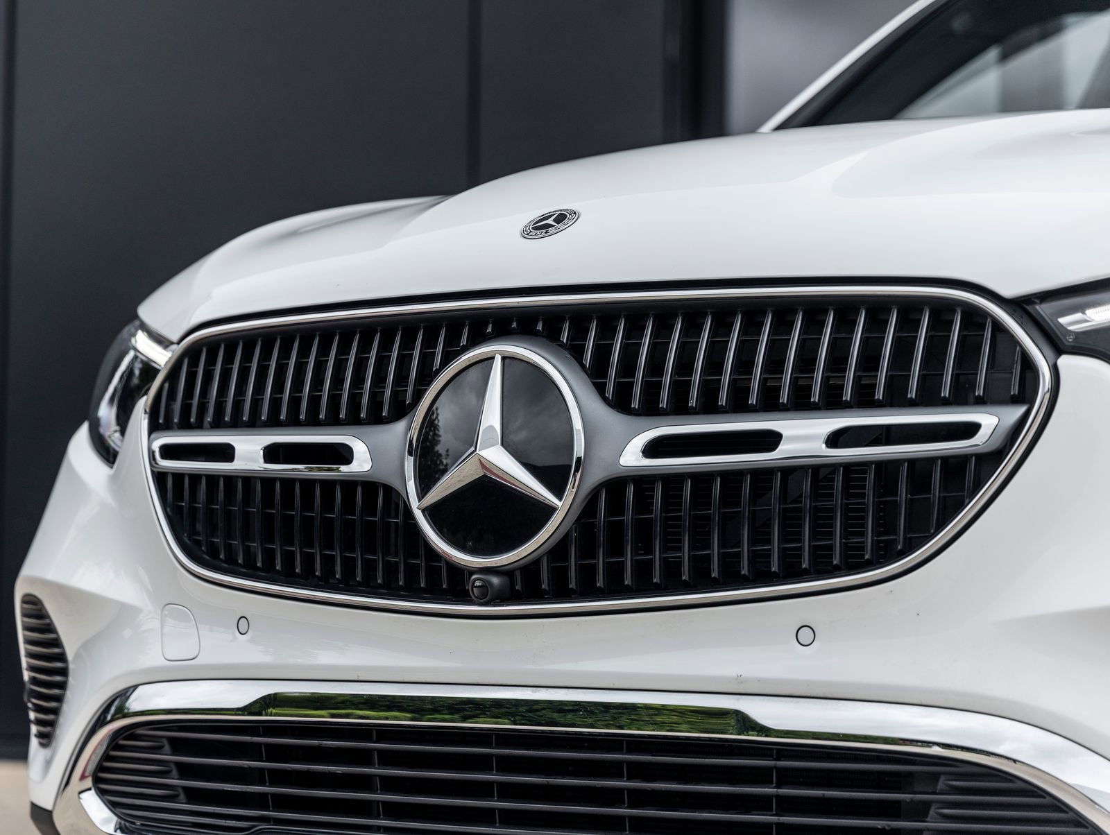 Used 2025 Mercedes-Benz GLC 300 image 14