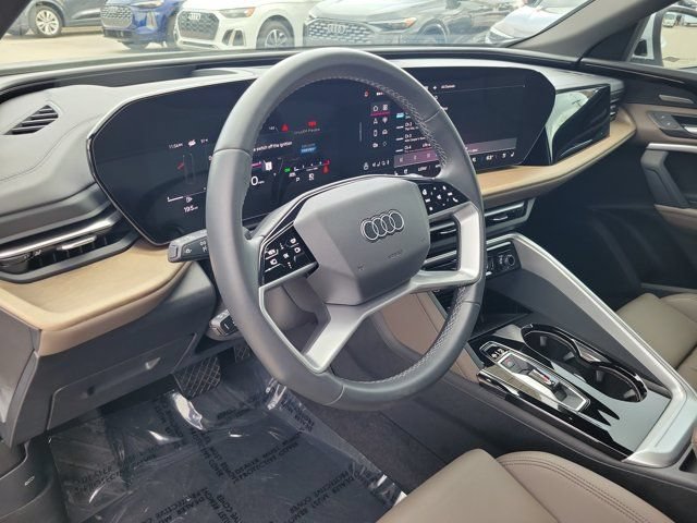Certified 2025 Audi Q5 Premium Plus w/ Premium Plus AWD/4WD image 17