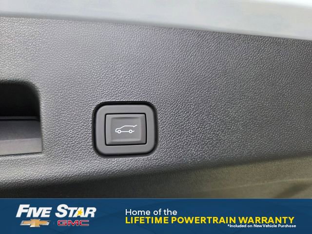 New 2026 Chevrolet Traverse High Country w/ LPO, Floor Liner Package FWD image 17