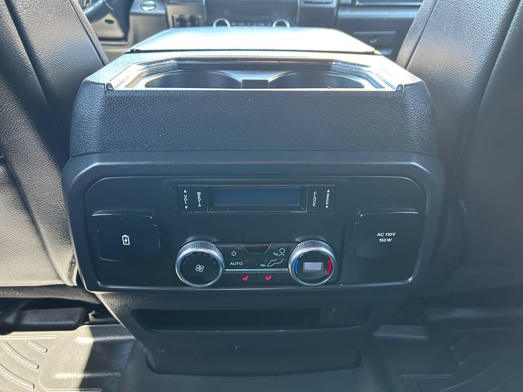 Used 2019 Ford Expedition Limited w/ Equipment Group 302A AWD/4WD image 25