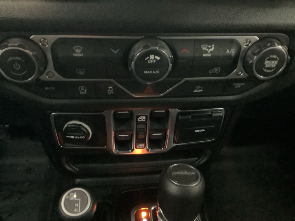 New 2026 Jeep Gladiator Sport AWD/4WD image 21