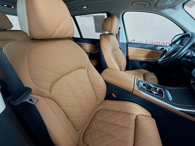 Used 2023 BMW X7 xDrive40i w/ Premium Package AWD/4WD image 31