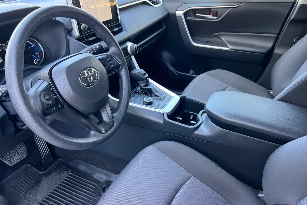 Certified 2025 Toyota RAV4 XLE AWD/4WD image 12