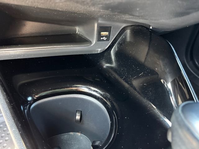 Used 2022 Toyota C-HR XLE FWD image 23