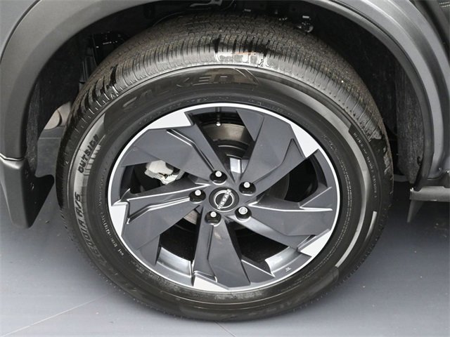 New 2026 Nissan Rogue SV image 5