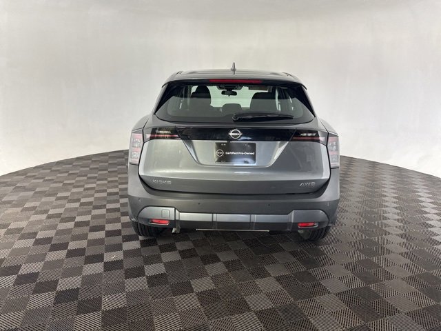 Used 2025 Nissan Kicks S image 6