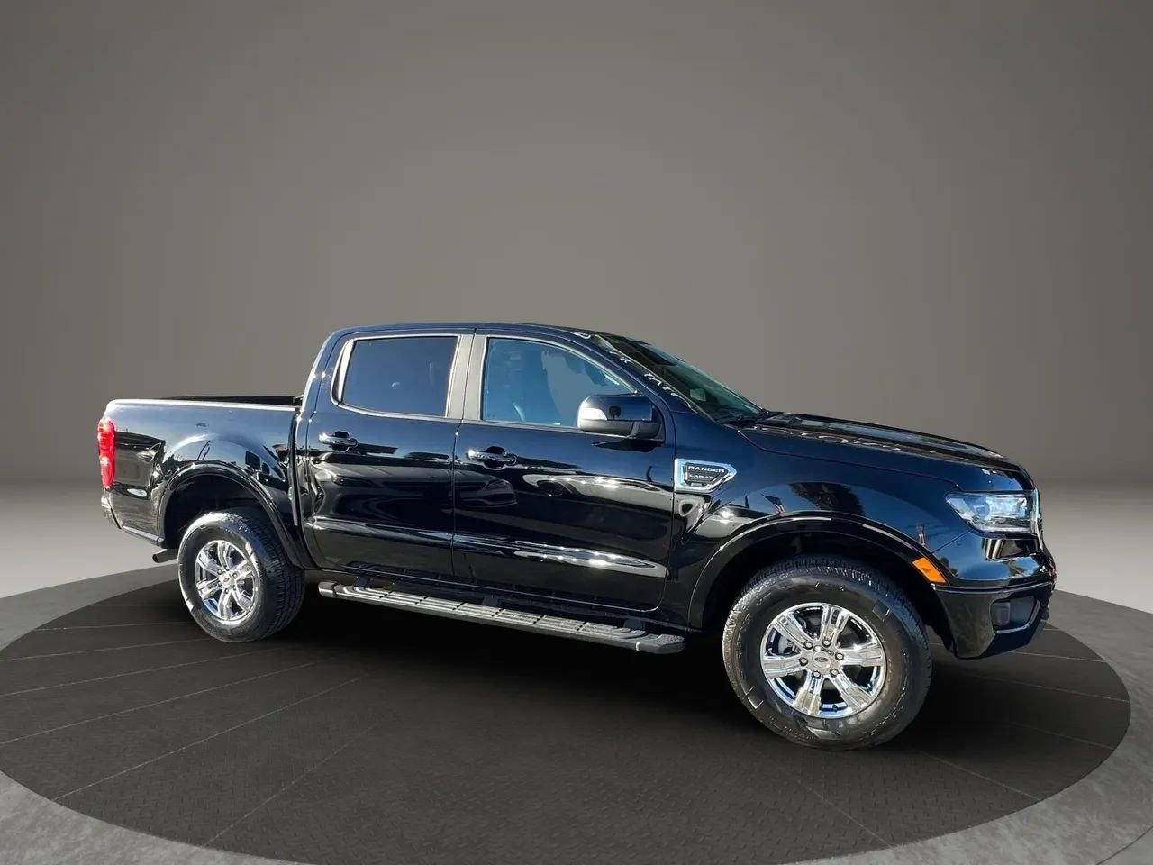 Used 2021 Ford Ranger Lariat RWD image 2