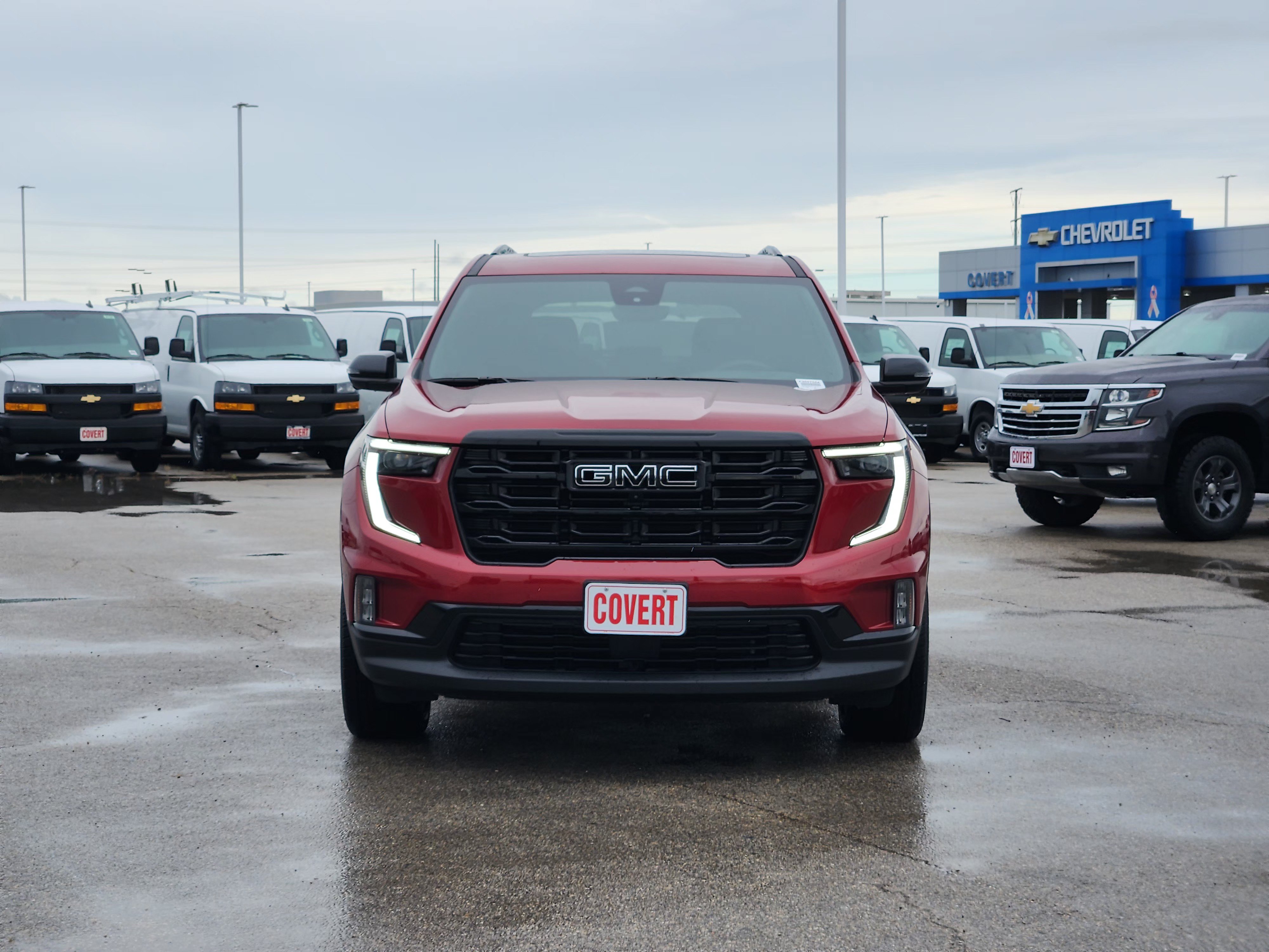 Used 2026 GMC Acadia Elevation w/ Black Edition FWD image 2