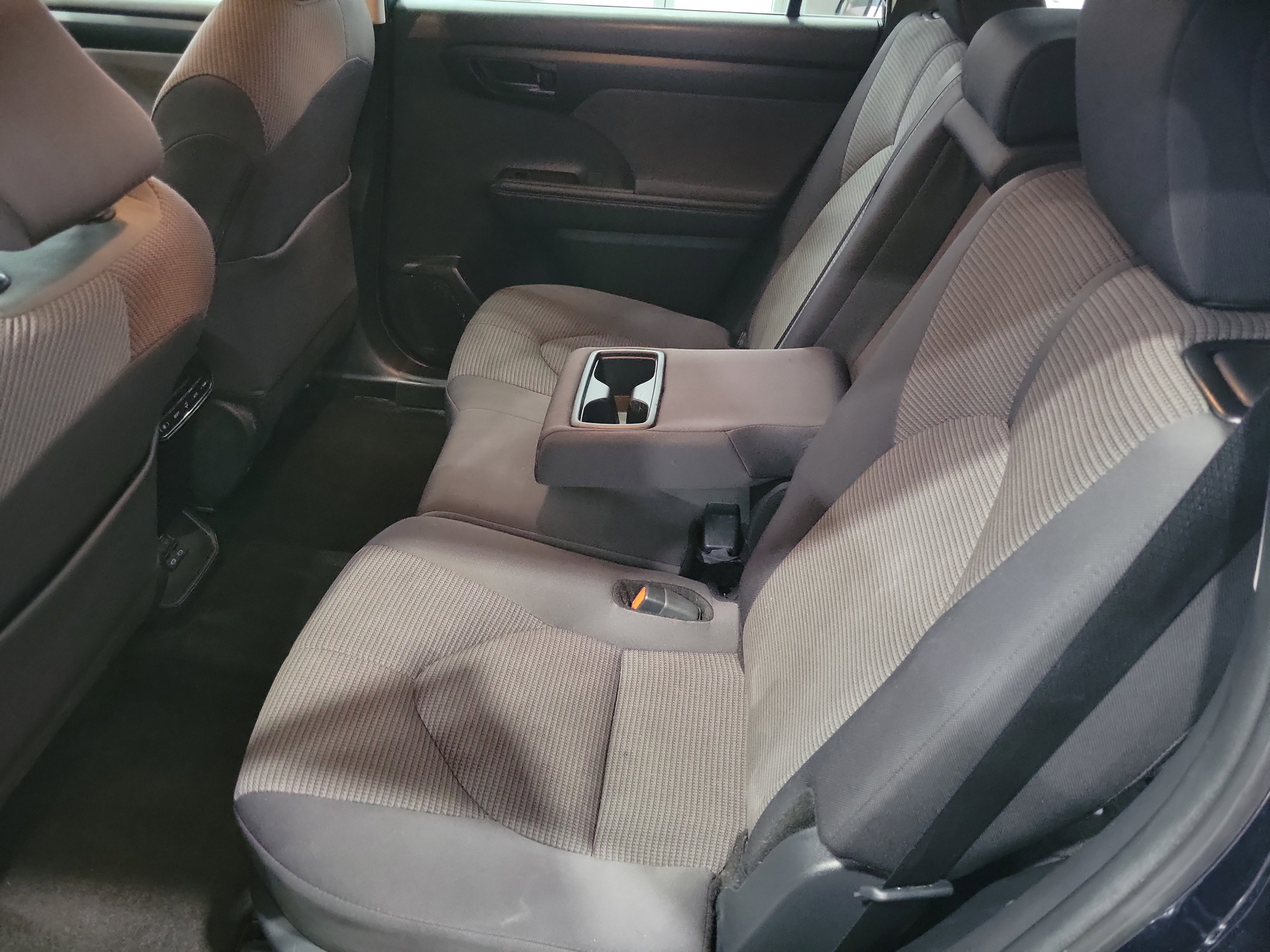 Certified 2025 Toyota Highlander LE image 11