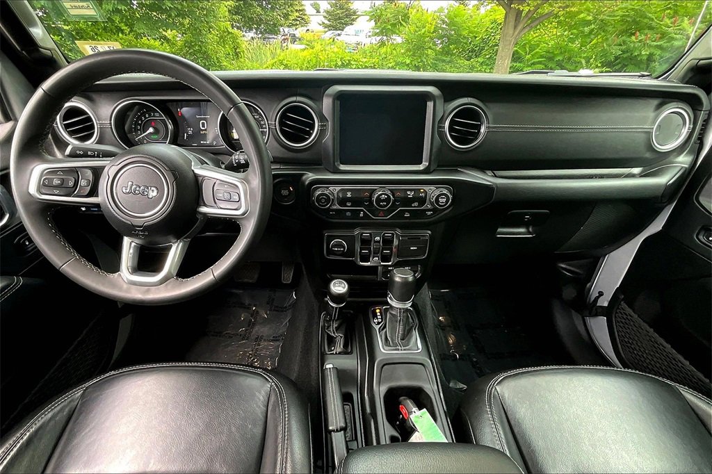 Used 2023 Jeep Wrangler Unlimited Sahara image 21