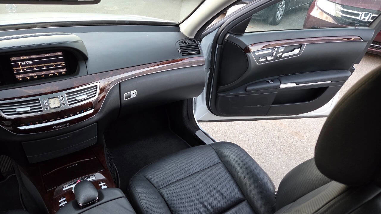 Used 2013 Mercedes-Benz S 550 4MATIC image 39