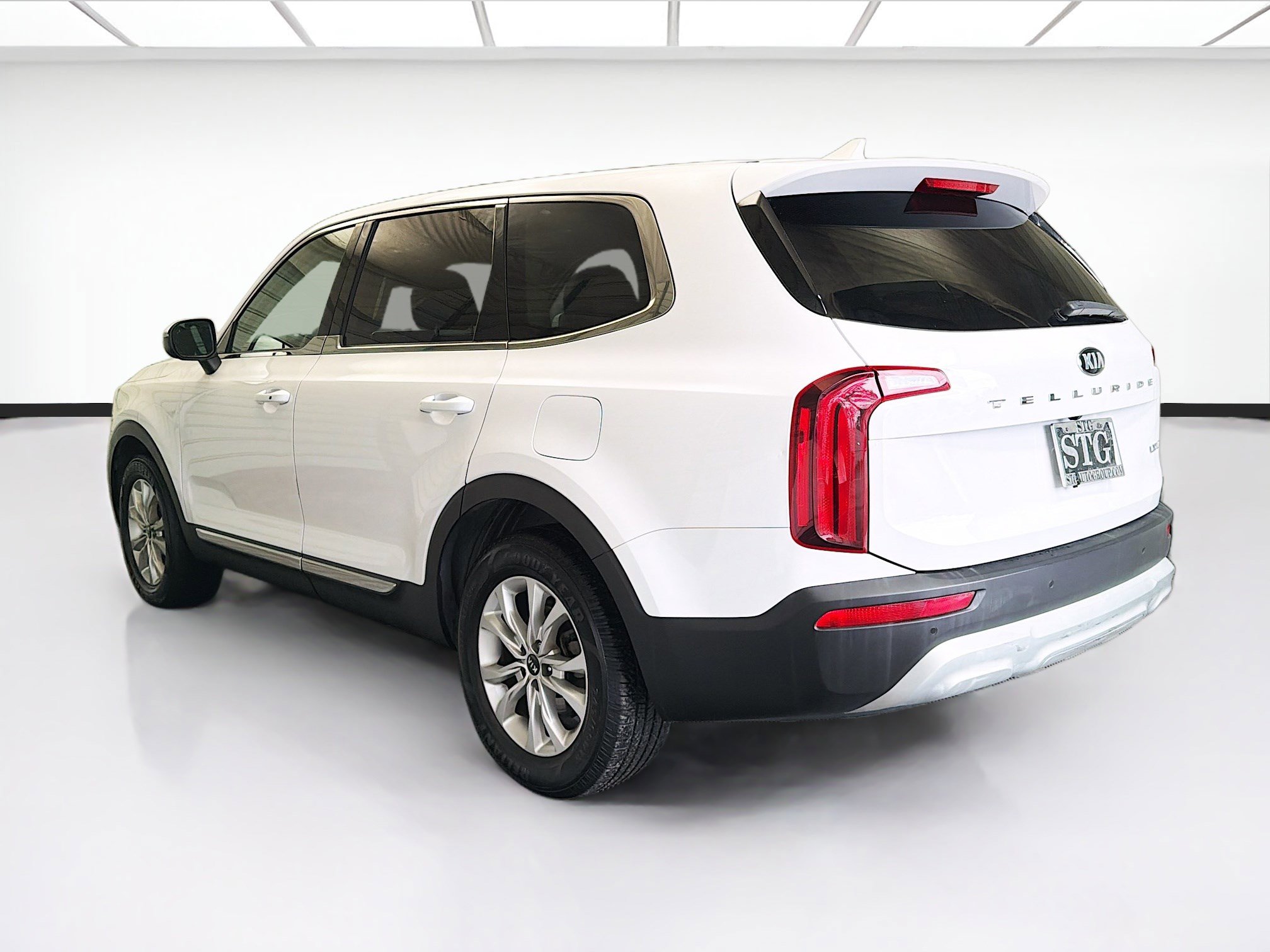 Used 2021 Kia Telluride LX FWD image 6
