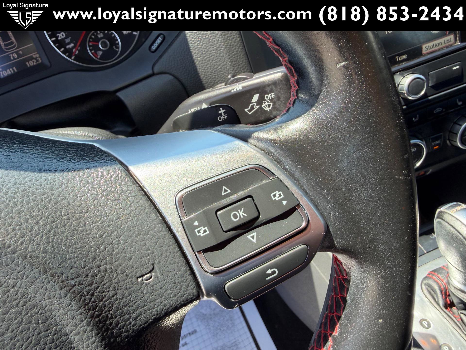 Used 2013 Volkswagen Jetta GLI FWD image 29