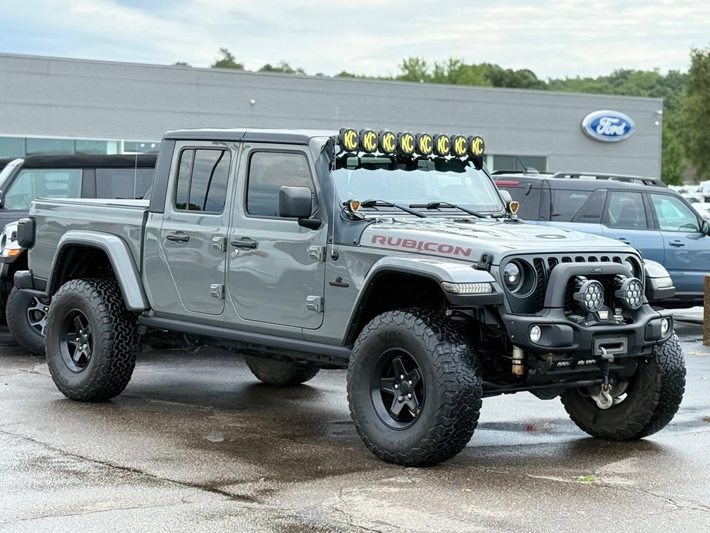 Used 2023 Jeep Gladiator Rubicon w/ Cold Weather Group AWD/4WD image 32