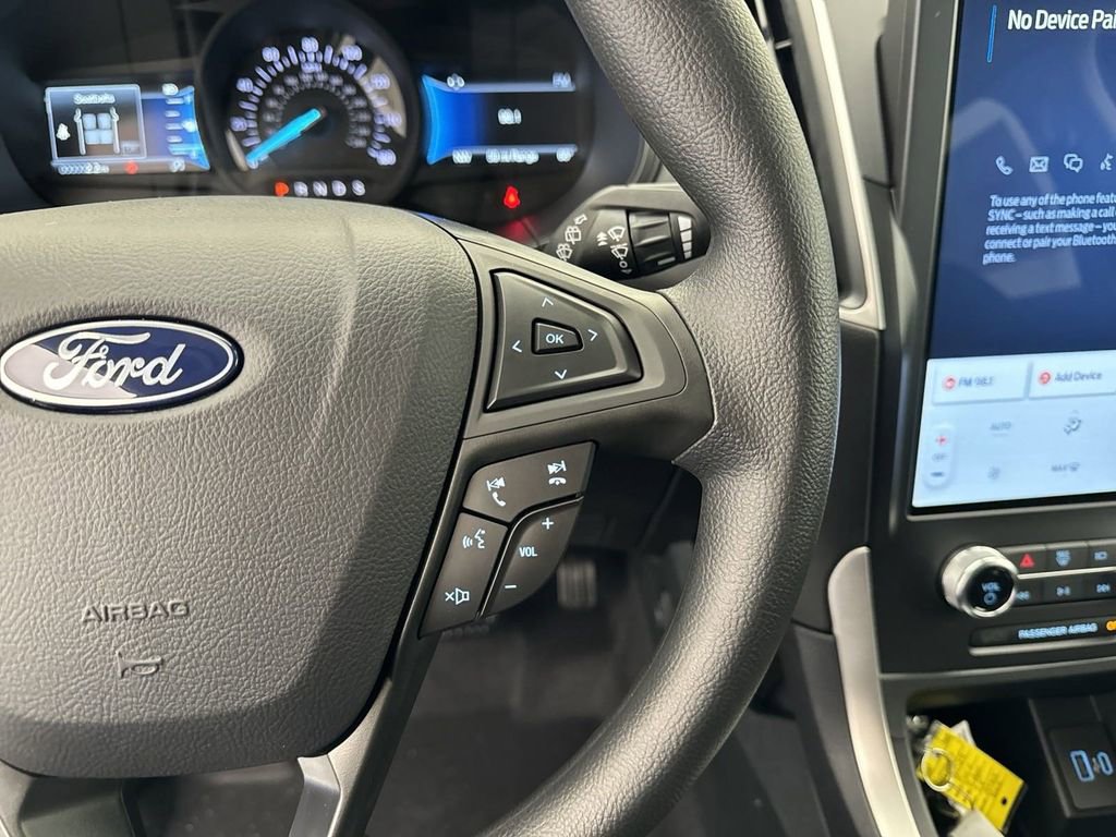 New 2024 Ford Edge SE image 11