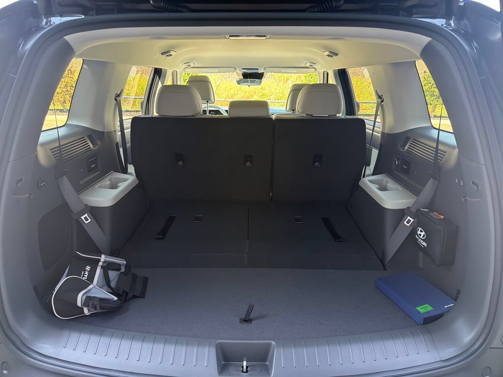New 2027 Hyundai Santa Fe SEL w/ Tow & Go Package FWD image 31