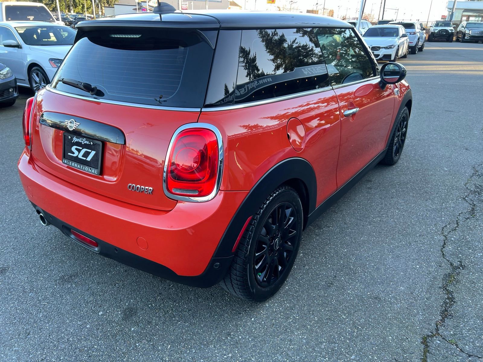 Used 2019 MINI Cooper 2-Door Hardtop FWD image 5