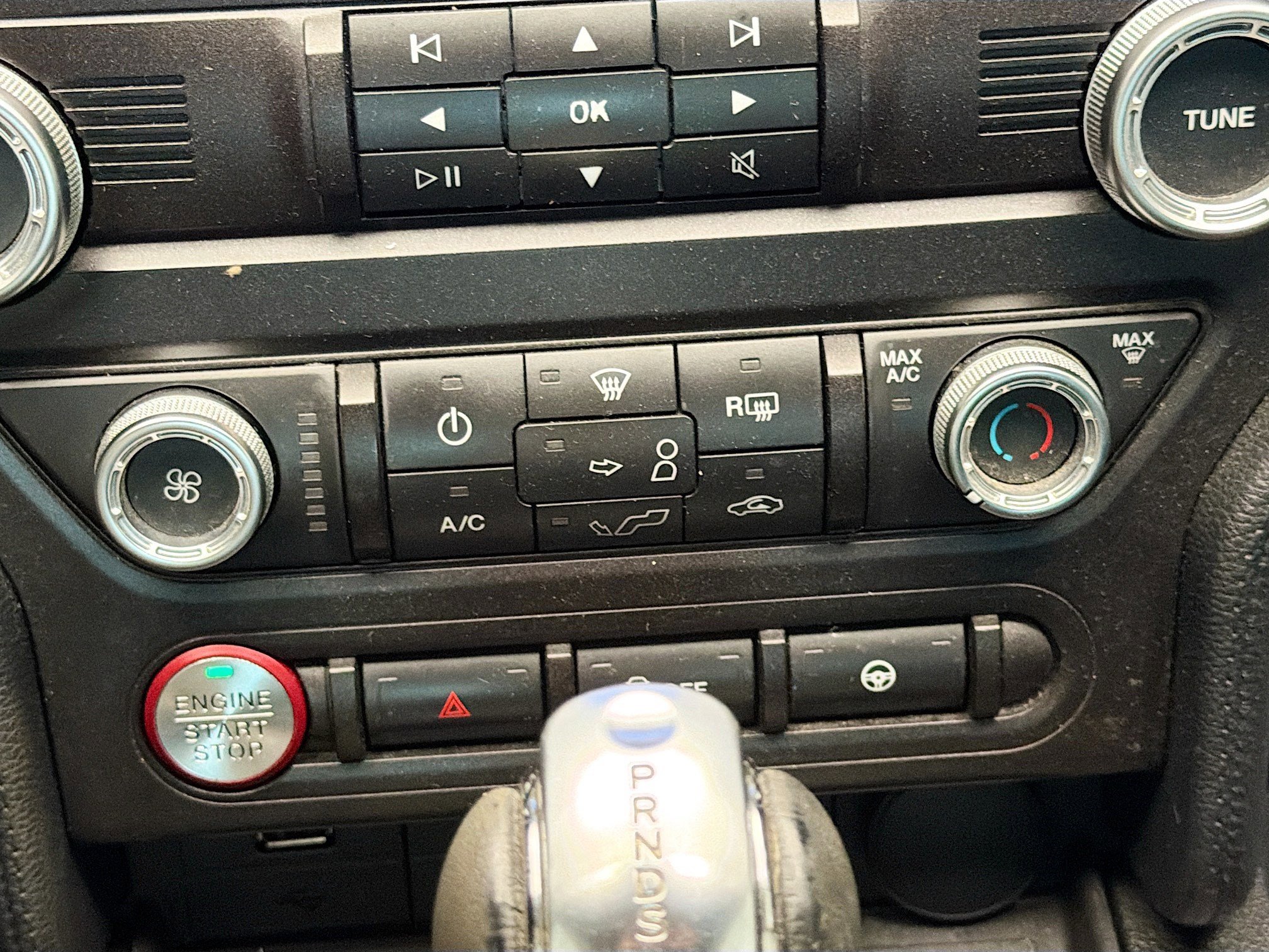 Used 2019 Ford Mustang Coupe RWD image 10