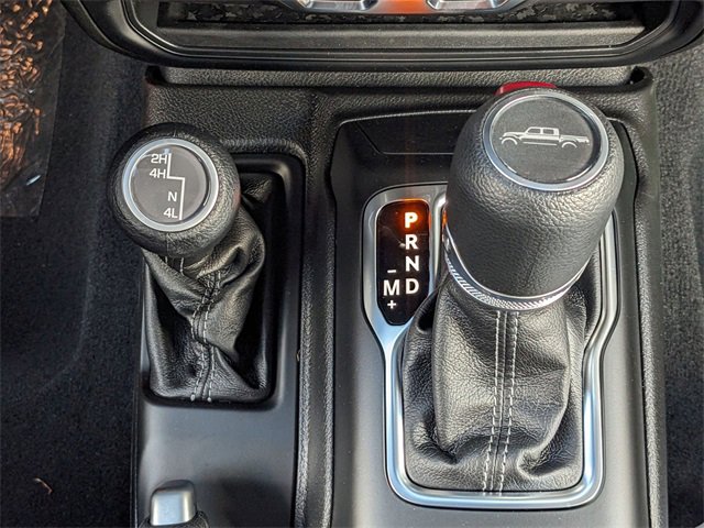 New 2025 Jeep Gladiator Sport image 15