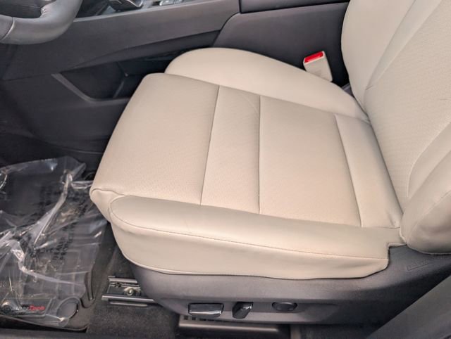 Certified 2023 Nissan Rogue SV w/ SV Premium B Package AWD/4WD image 22