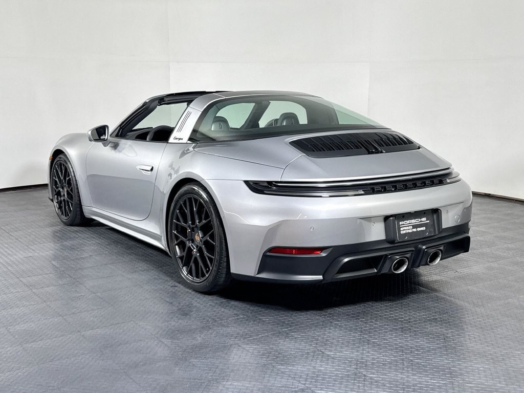 Certified 2026 Porsche 911 Targa 4 GTS AWD/4WD image 3