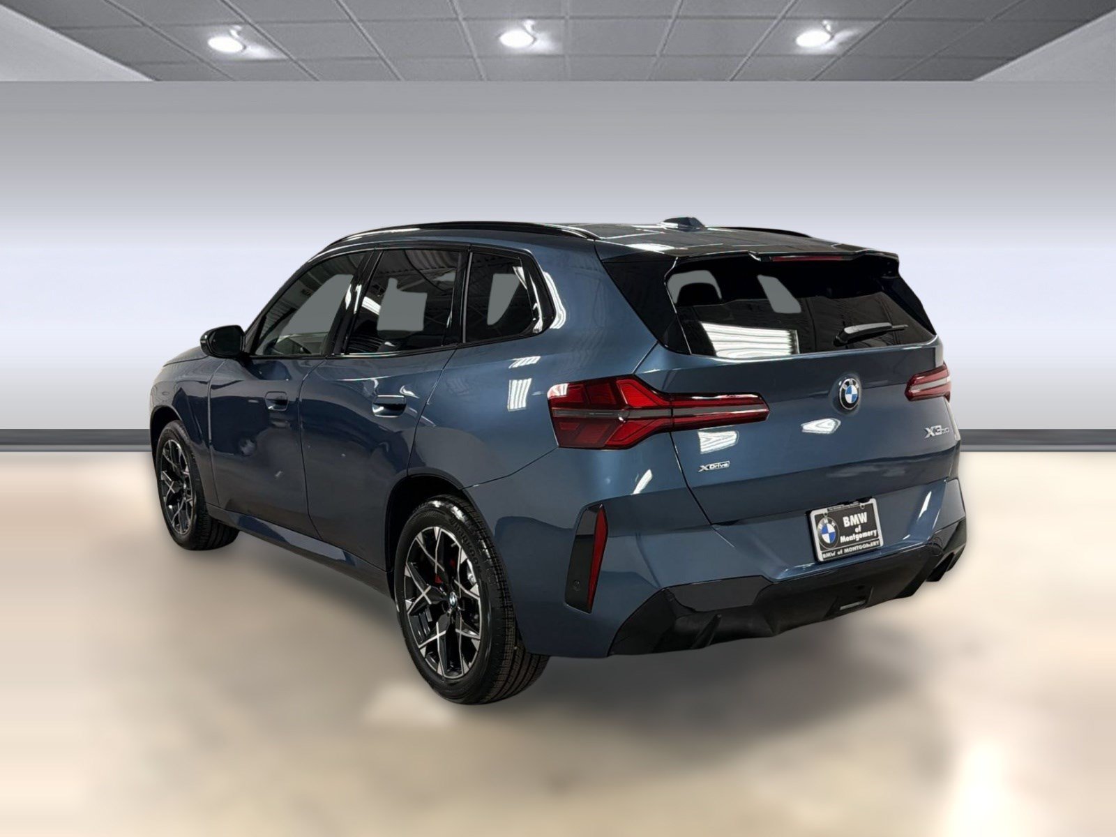 New 2026 BMW X3 xDrive30i w/ Premium Package AWD/4WD image 3