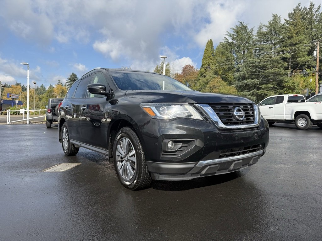 Used 2020 Nissan Pathfinder SV image 7