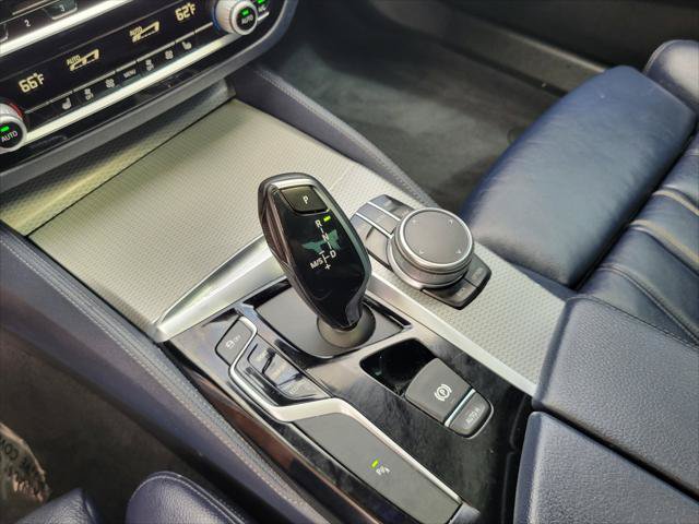 Used 2019 BMW 530i xDrive w/ M Sport Package AWD/4WD image 32