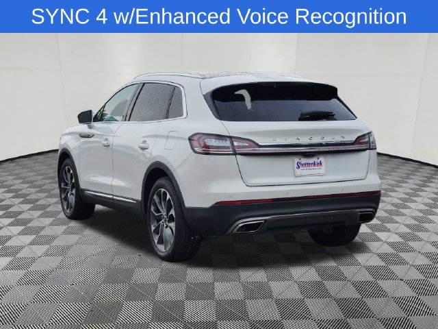 Used 2022 Lincoln Nautilus Reserve FWD image 3