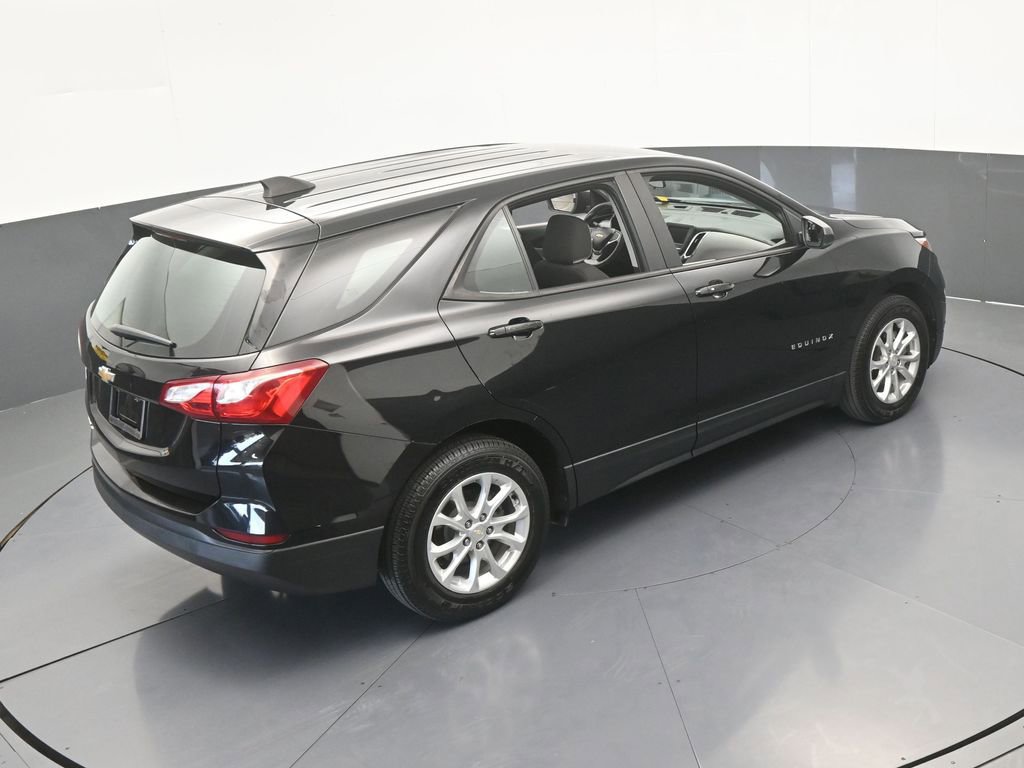 Used 2021 Chevrolet Equinox LS FWD image 45
