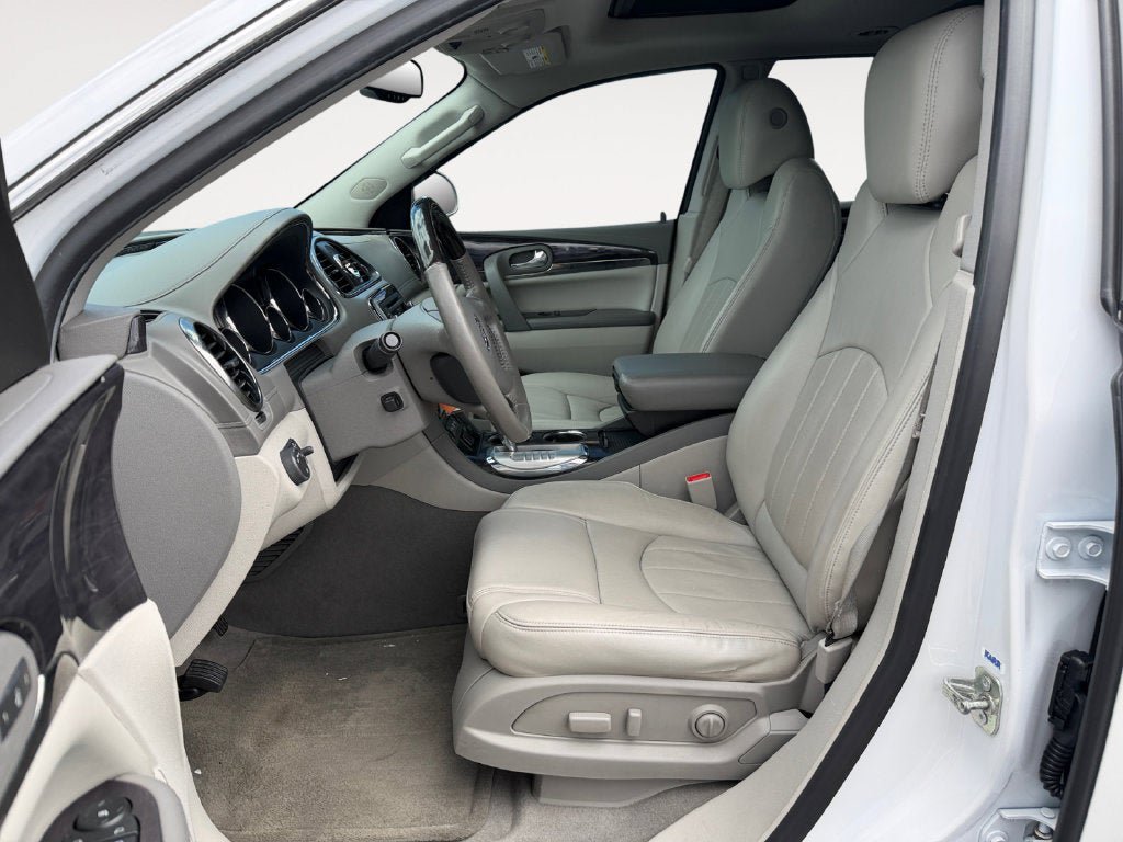 Used 2017 Buick Enclave Premium w/ Experience Buick Package AWD/4WD image 7