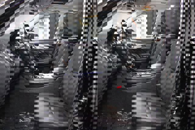 Used 2016 INFINITI Q50 Premium w/ Driver Assistance Package image 11